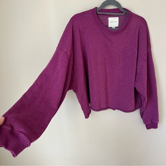 American Eagle Outfitters Purple Cropped Crewneck Sweatshirt Women’s Size XL - Picture 3 of 6